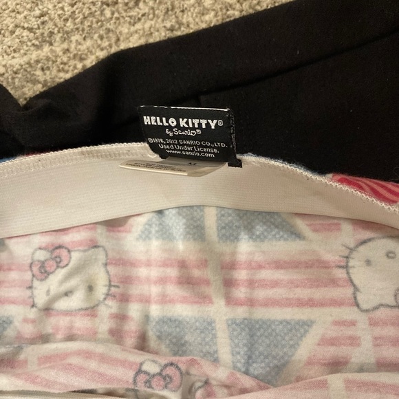 Hello kitty “Britt Kitty” cotton spandex mini - Picture 4 of 7